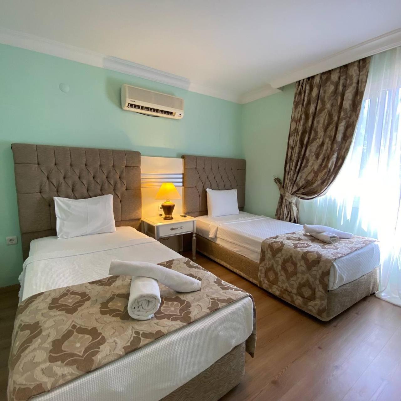 Pine Club Apart Hotel Kusadasi Exterior photo